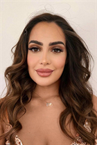 Perfect woman camilia from paris with Light Brown hair age 30 photo-3