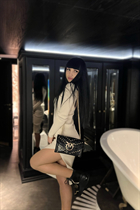 Ukrainian bride kris from chernivtsi with Black hair age 27 photo-6