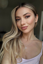 Pretty girl victoria from vienna  with Light Brown hair age 35 photo-49