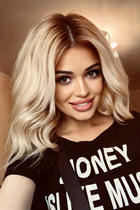 Ukrainian wife alona from kiev with Blonde hair age 32 photo-5