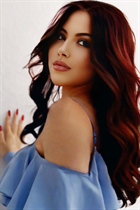 Femme parfaite olesya de paris avec Chatain clairs cheveux, âge 19 photo-20