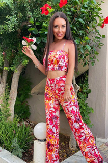 Ukrainian woman for marriage kristina from kyiv with Black hair age 35