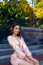 Novia ucraniana anfisa de kharkov con pelo Marrón oscuro y edad 27 photo-1