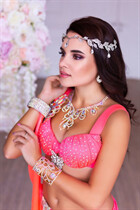 Chica ucraniana soltera arina de zaporozhye con pelo Marrón oscuro y edad 29 photo-3