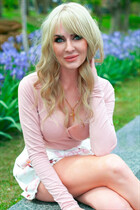 Ukrainian woman for dating oksana from odessa with Blonde hair age 36 photo-2