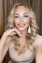 Hermosa mujer ucraniana elena de kiev con pelo Rubio y edad 39 photo-21