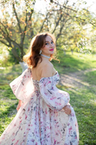 Belle femme ukrainienne célibataire yulia de kiev avec Chatain clairs cheveux, âge 34 photo-3