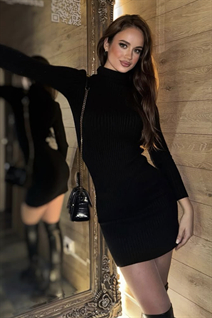 Beautiful woman of ukrainian olga from odessa with Dark Brown hair age 19