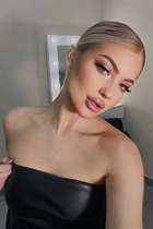 Dating ukrainian woman victoriia from kiev with Blonde hair age 21 photo-7