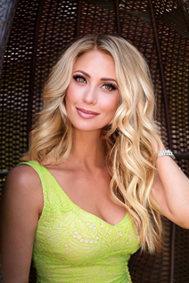 Single ukrainian lady natalia from odessa with Blonde hair age 47