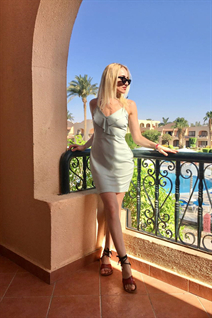 Femme tchèque irina de brandys nad labem avec Chatain clairs cheveux 43 ans