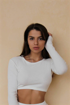 Ukrainian bride diana from nikolaev with Dark Brown hair age 26 photo-1