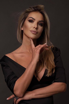 Dating a romanian woman jovana from bucharest with Light Brown hair 46 years old photo-8