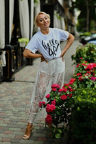 Single Ukrainian lady tetiana from poltava with Blonde hair age 40 photo-6