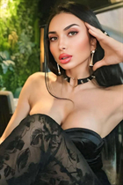 Pretty Ukrainian girl farida from kiev with Black hair age 32 photo-2