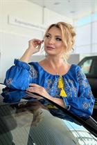 paris bride ruslana with Blonde hair age 43 photo-34