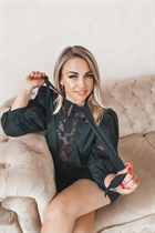 Esposa de Ucrania kristina de nikolaev con pelo Rubio y edad 37 photo-7