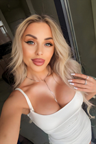 Ukrainian lady christina from lviv with Blonde hair age 36 photo-6