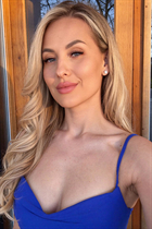 Mariée de brussels anna avec Blond cheveux, âge 42 photo-17