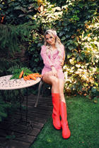 Dating a ukrainian woman bohdana from kharkov with Blonde hair age 22 photo-43