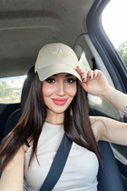 manchester bride daryna with Dark Brown hair age 27 photo-12