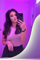 Perfect woman anastasia from como with Dark Brown hair age 31 photo-6