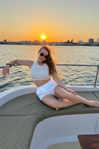 Chica ucraniana larysa de kyiv con pelo Marrón claro y edad 38 photo-2