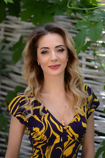 Ukrainian women for dating ivanna from kharkov with Blonde hair age 42