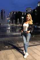 Ukrainian single woman inna from kharkov with Blonde hair age 51 photo-7