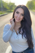 Date ukrainian anna from zaporozhye with Dark Brown hair age 26 photo-10