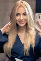 Beautiful single ukrainian woman ksenia from kiev with Blonde hair age 20 photo-3