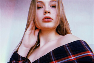 Gorgeous Ukrainian woman irina from odessa with Blonde hair age 22 photo-13
