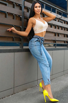 Date fille ukrainienne viktoriia de kharkov avec Noirs cheveux, âge 41 photo-2