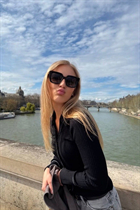 Gorgeous Ukrainian bride daria from kyiv with Blonde hair age 30 photo-6