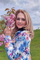 Mujeres eslavas alena de kiev con pelo Rubio y edad 37 photo-3