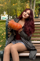 Femme parfaite olesya de paris avec Chatain clairs cheveux, âge 19 photo-61