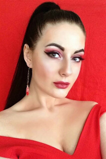 Russian pretty woman anna from kiev with Black hair age 21