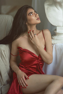 Beautiful ukrainian girl alina from kiev with Dark Brown hair age 21