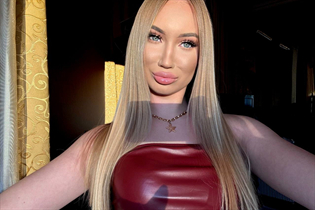 Ukrainian pretty girl liza from odessa with Blonde hair age 20 photo-23