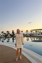 Dating moldovan girl elena from tiraspol with Blonde hair age 58 photo-1