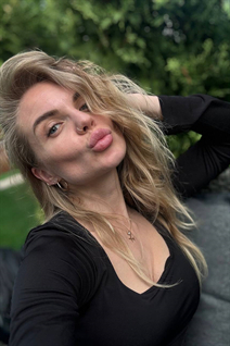 Femme ukrainienne viktoriya de dnepr avec Blond cheveux, âge 36