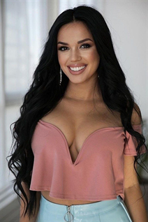 Stunning Ukrainian girl victoria from kiev with Black hair age 31