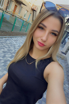 Ukrainian wife mariana from kropyvnytskyi with Blonde hair age 27 photo-1