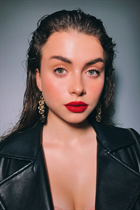 Meet Ukrainian girl diana from kiev with Dark Brown hair age 25 photo-6