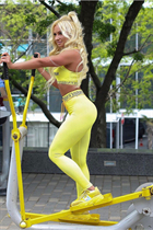 Novia de orlando liudmyla con pelo Rubio y edad 49 photo-2