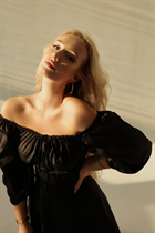 Belle femme ukrainienne elizabeth de kharkov aux cheveux Blond, age 25 photo-5