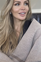 Perfect woman kseniia from london with Blonde hair age 39 photo-6