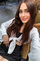 Pretty Ukrainian girl valeria from richmond with Dark Brown hair age 25 photo-11