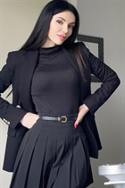 Bride from poznan julia with Black hair age 36 photo-9