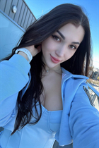 Hermosa chica ucraniana lisa de kiev con pelo Marrón oscuro y edad 24 photo-5